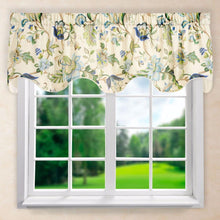 Load image into Gallery viewer, Brissac Lined Scalloped Valance
